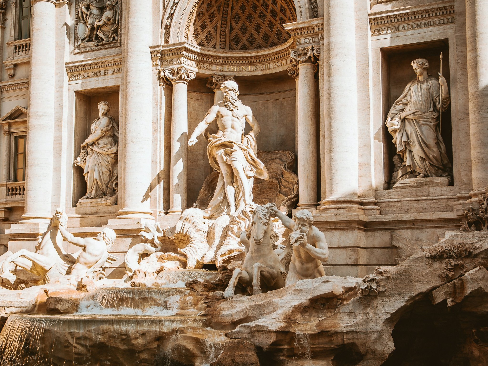 luxury-vacation-rentals-rome.jpg