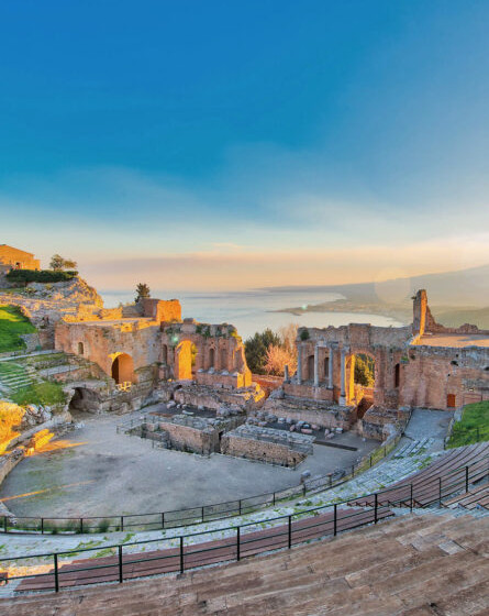 Sicily-iStock-Photo-Footer-445x580.jpg