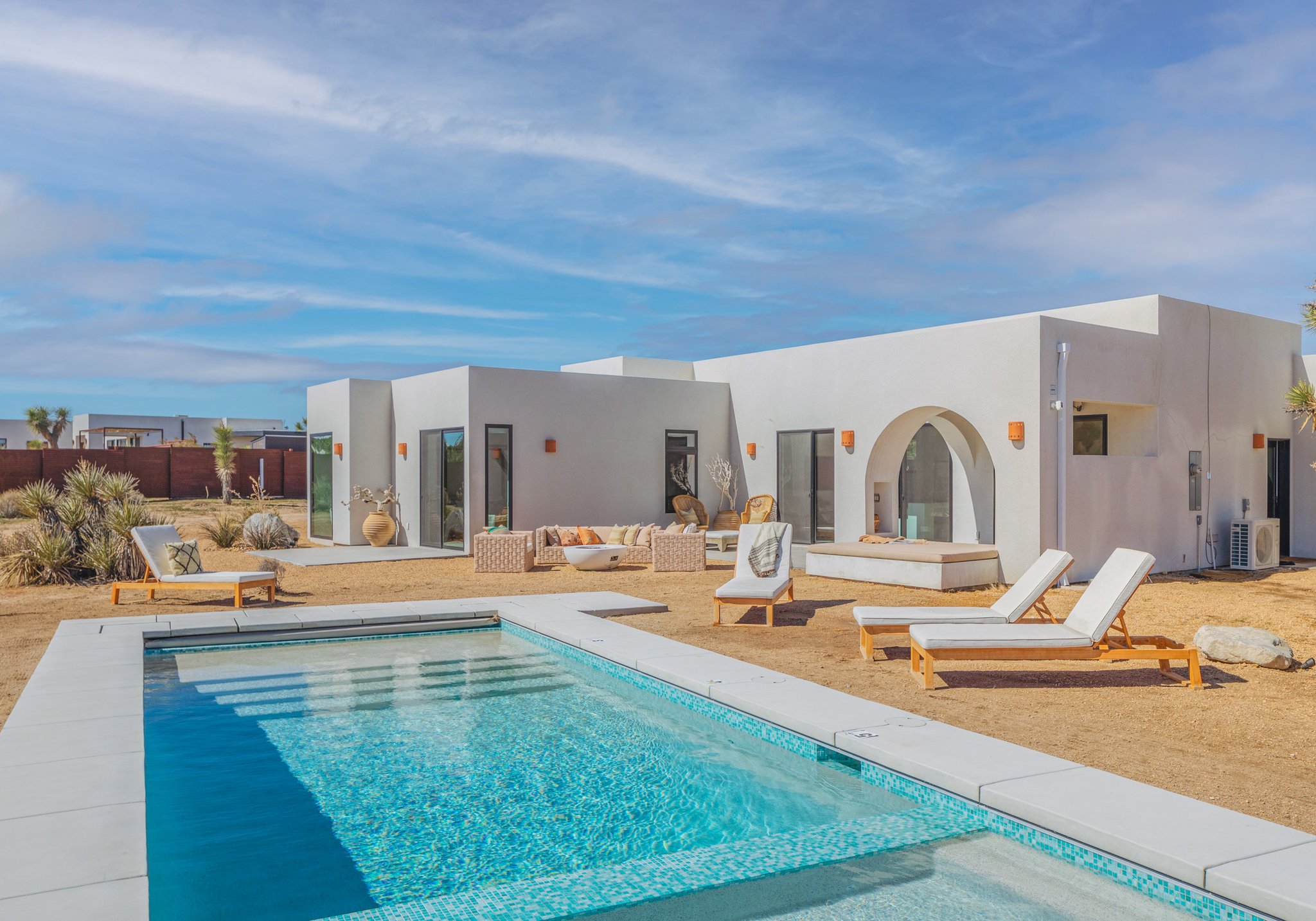 Sierra Vista Yucca Valley Luxury Vacation Rental