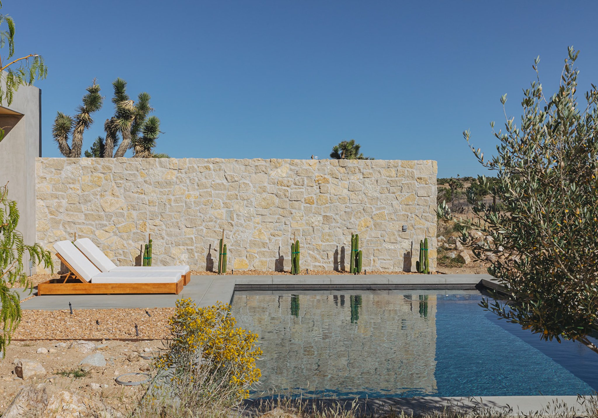 Villa Puente Yucca Valley Luxury Vacation Villa Rentals