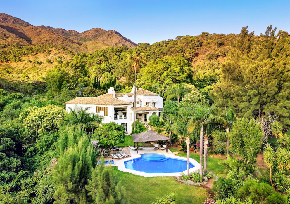 1-Marbella-luxury-vacation-villa-MB1004