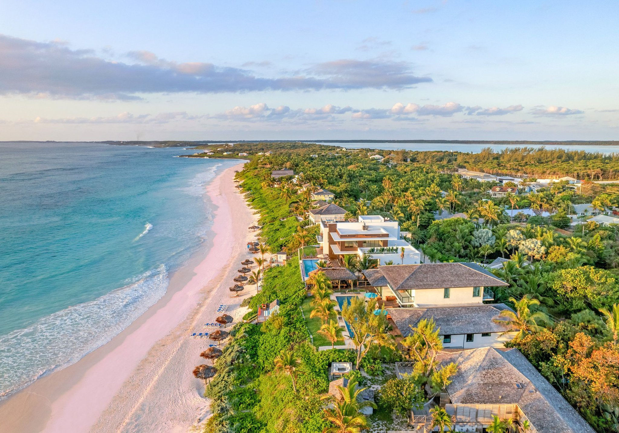 40-Bahamas-Luxury-Holiday-Rental-Outdoor-aerial-BAH1001.jpg