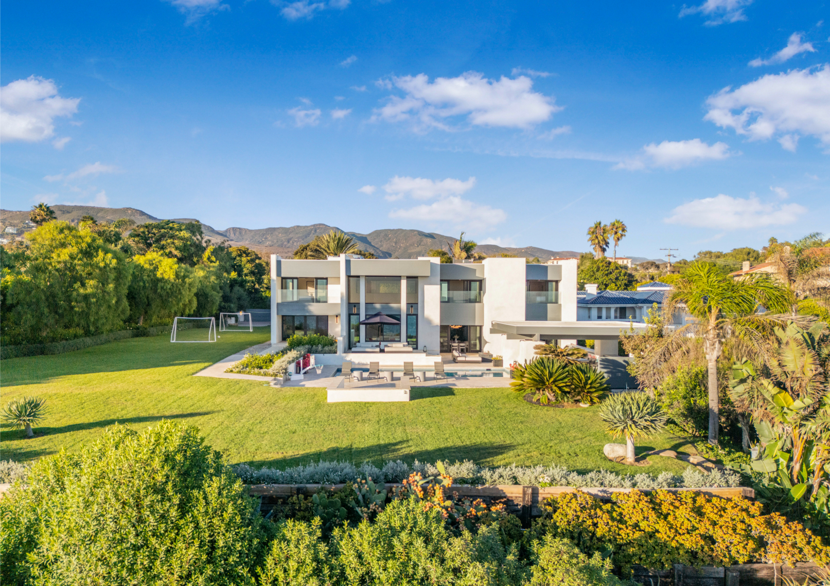 Zuma Estate Malibu Luxury Vacation Villa Rentals