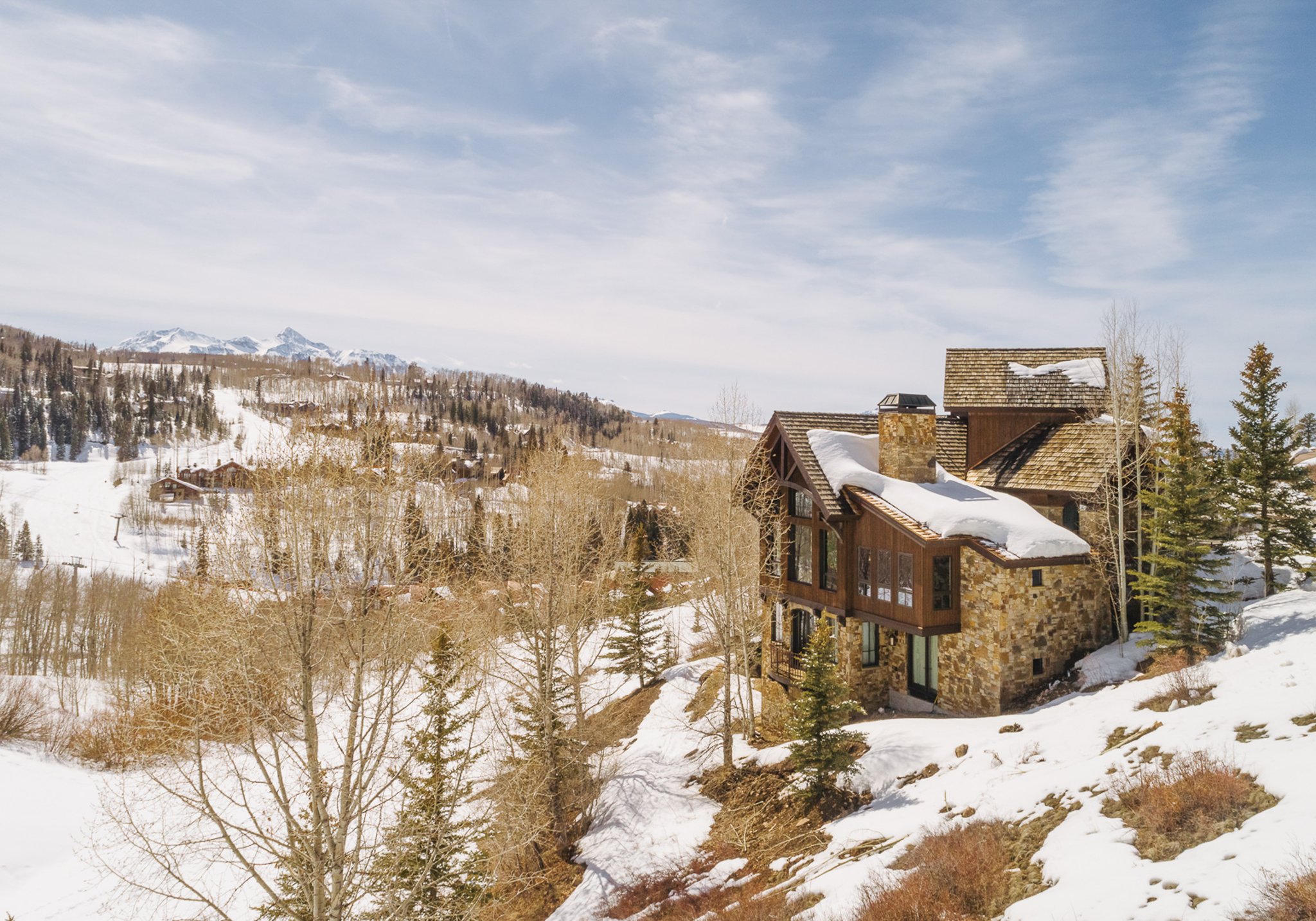 2-Colorado-Luxury-Vacation-Rental-View-of-the-house-COL1036.jpg