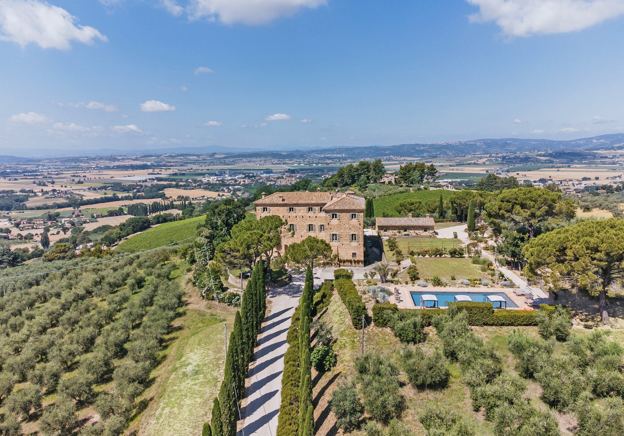 Palazzo d'Assisi Umbria Luxury Holiday Villa Rental