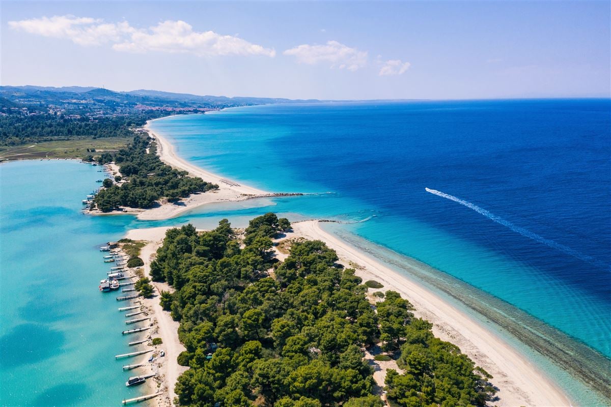 mainland-greece-luxury-holiday-villas.jpeg