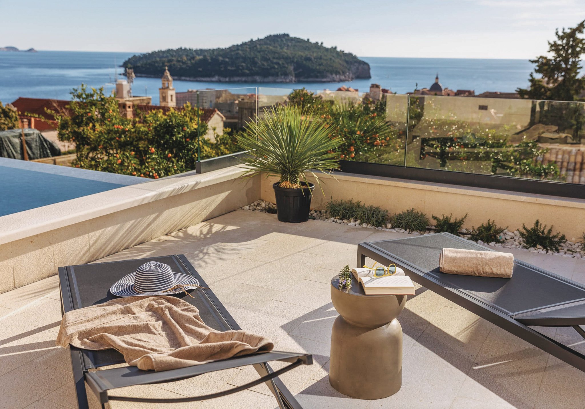 Croatia-Luxury-Villa-Rental-outdoor-area-CRO1009-2