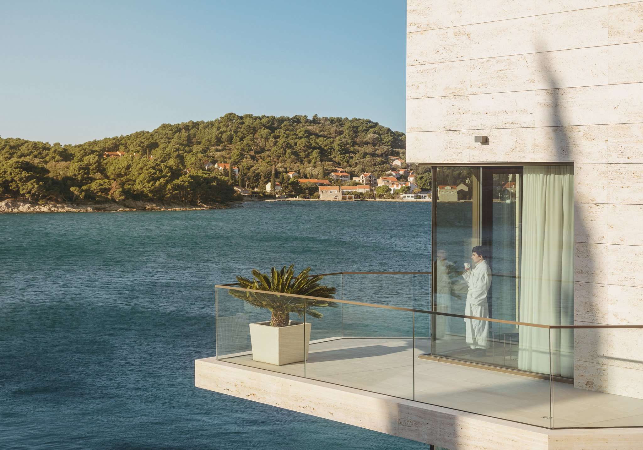 Croatia-Luxury-Vacation-Villa-balcony-CRO1013