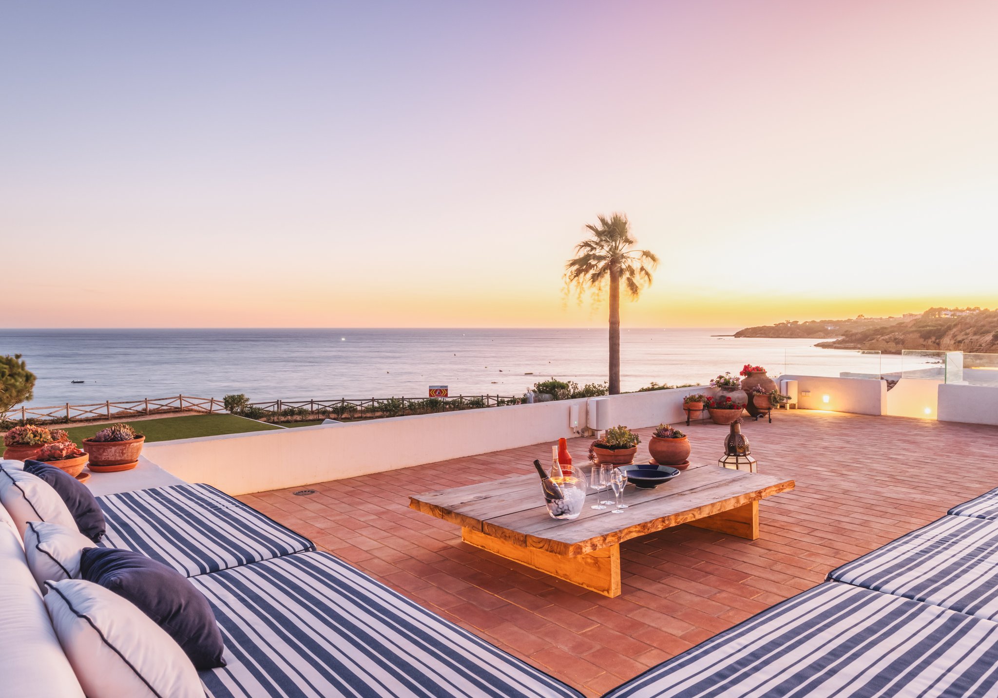 Casa Daljul Algarve Lxuury Beachfront Holiday Villa Rental
