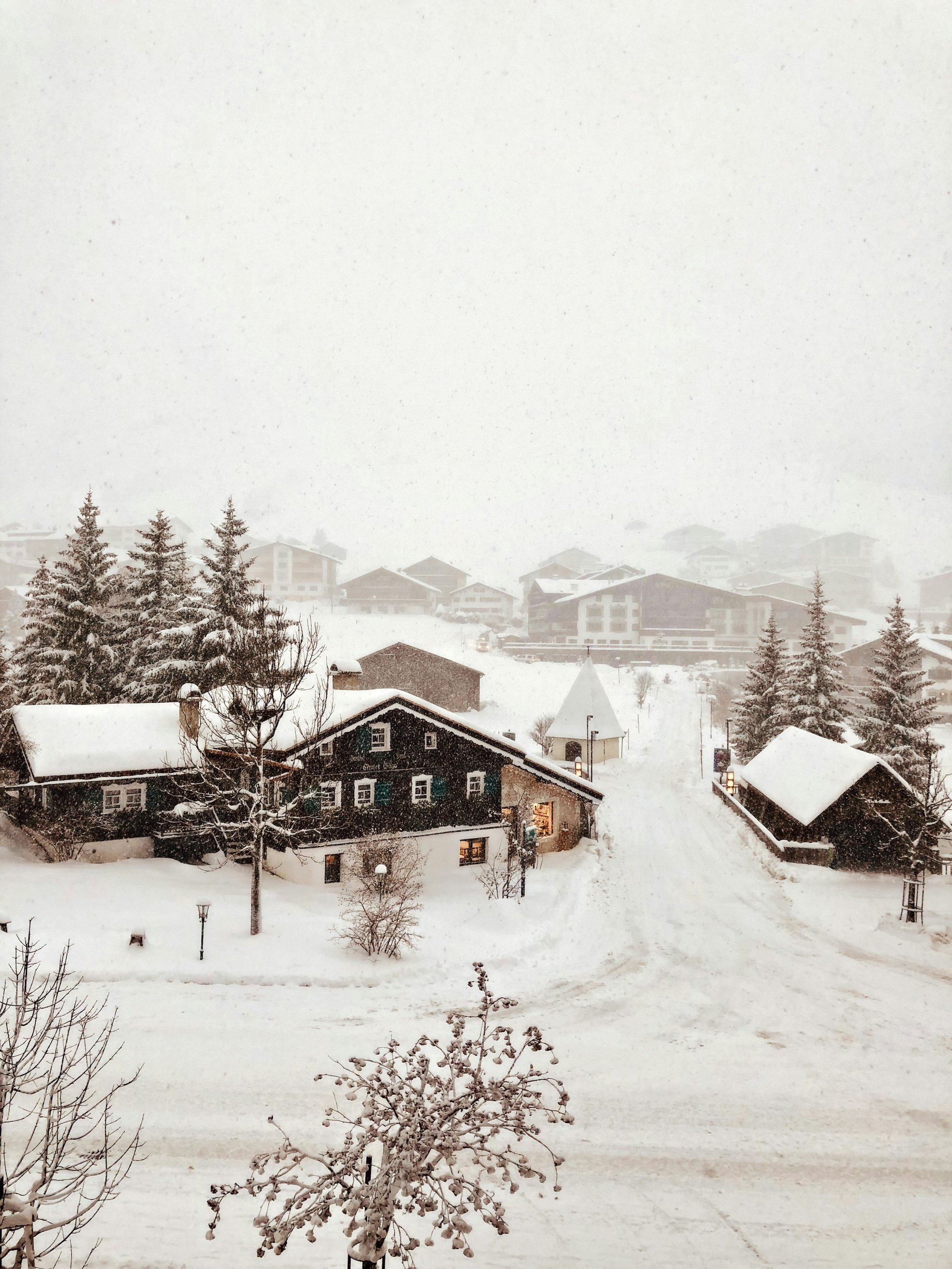 Lech-Austria-Footer-Image.jpg