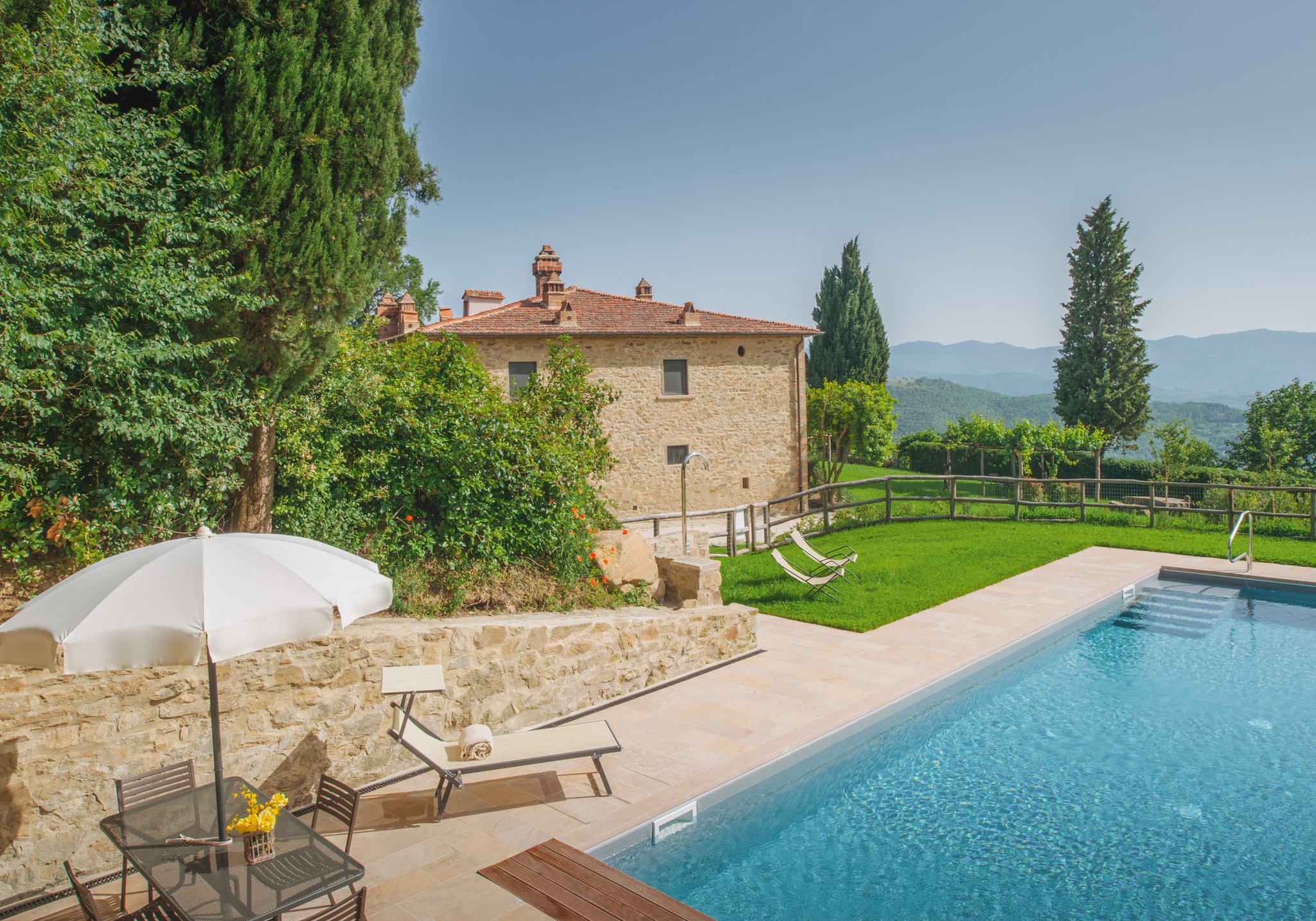 Podere d'Arezzo Tuscany Luxury Vacation Villa Rental