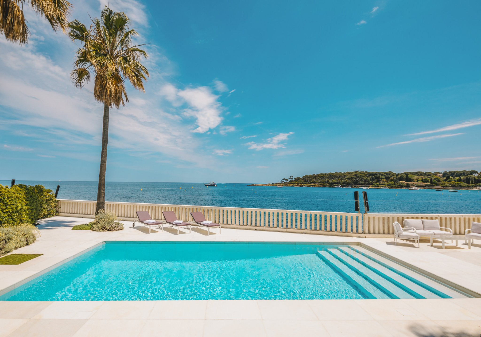 Villa De Mer Cap d'Antibes Luxury Holiday Villa Rental