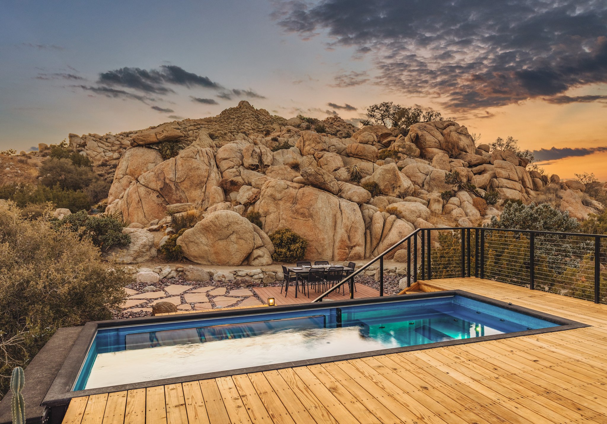 Villa Acoma Yucca Valley Joshua Tree Luxury Vacation Villa Rental