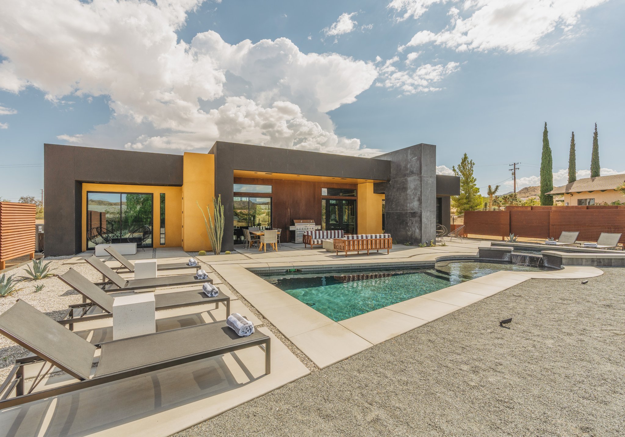 Villa Balsa Yucca Valley Joshua Tree Luxury Vacation Villa Rental